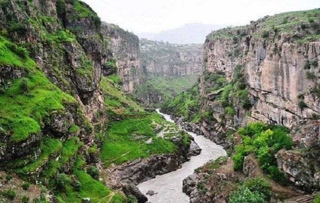 Khazineh Valley, Marvel of Nature in Iran's Lorestan (+VIDEO)
