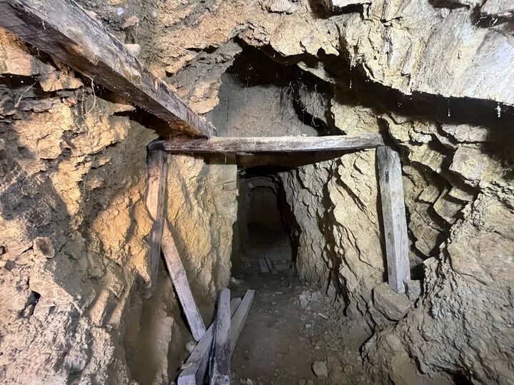 دژمنده؛ شهر زیرزمینی خوئین در آستانه تخریب