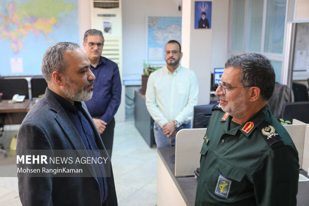 حضور سخنگو سپاه پاسداران انقلاب اسلامی در گروه رسانه‌ای مهر