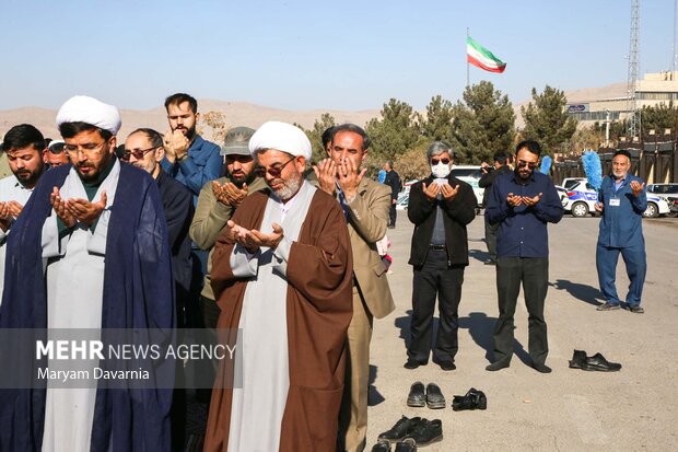 نماز طلب باران در <a href='https://sayeb.ir/tag/%d8%a8%d8%ac%d9%86%d9%88%d8%b1%d8%af'></div>بجنورد</a>