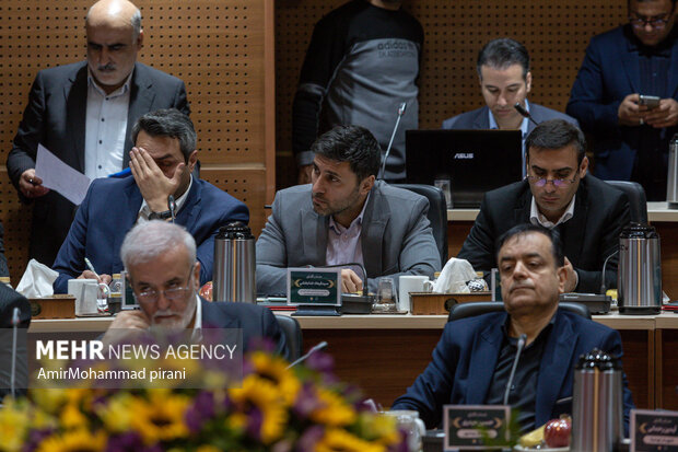 نشست شهرداران مراکز استان‌های کشور در قم