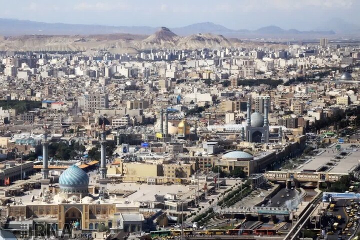 رشد ۶۸ درصدی درآمد و افزایش ۶۹ درصدی بودجه عمرانی قم در سال ۱۴۰۴