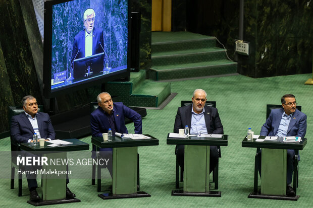 بررسی اجرای برنامه هفتم در جلسه علنی مجلس