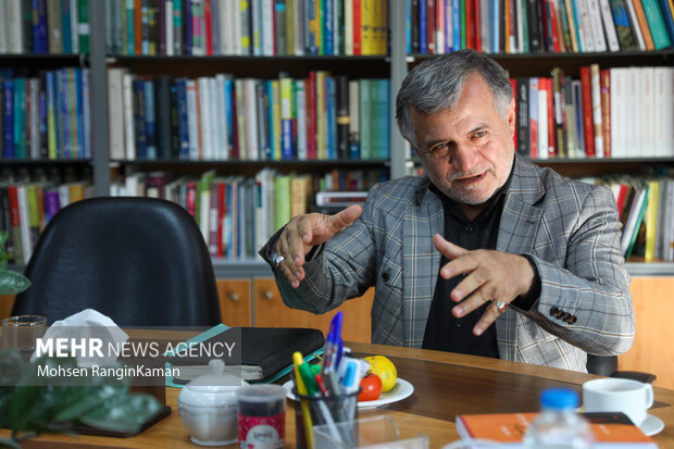 حضور دبیرکل حزب مؤتلفه اسلامی در گروه رسانه‌ای مهر