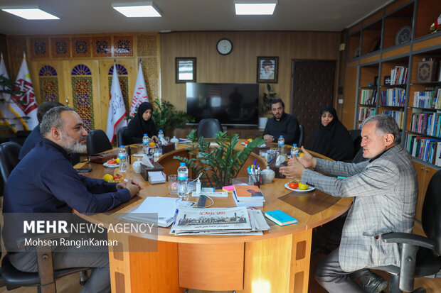 حضور دبیرکل حزب مؤتلفه اسلامی در گروه رسانه‌ای مهر