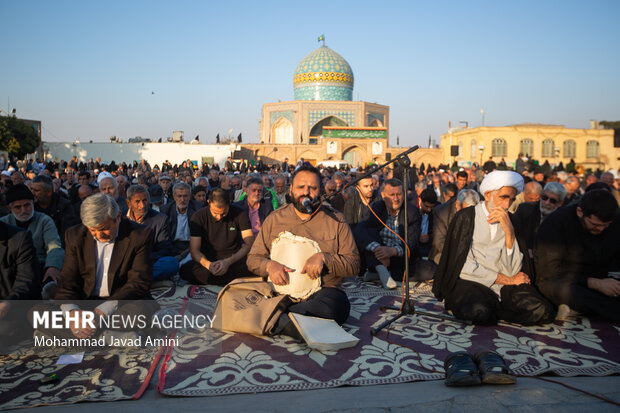اقامه نماز طلب باران در قزوین