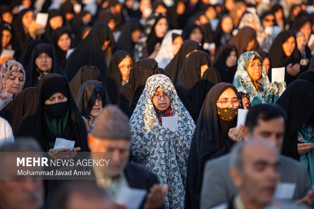 اقامه نماز طلب باران در قزوین