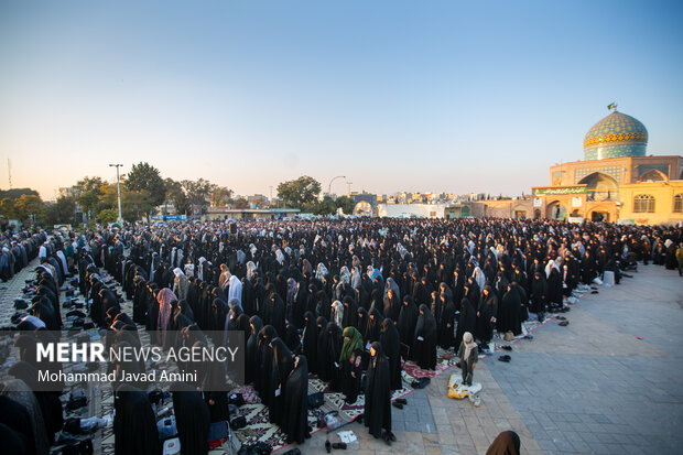 اقامه نماز طلب باران در قزوین