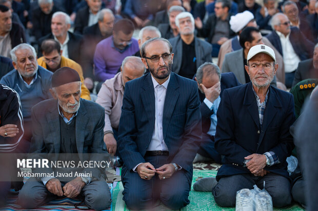 اقامه نماز طلب باران در قزوین