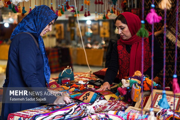هفدهمین نمایشگاه ملی صنایع دستی استان کرمان