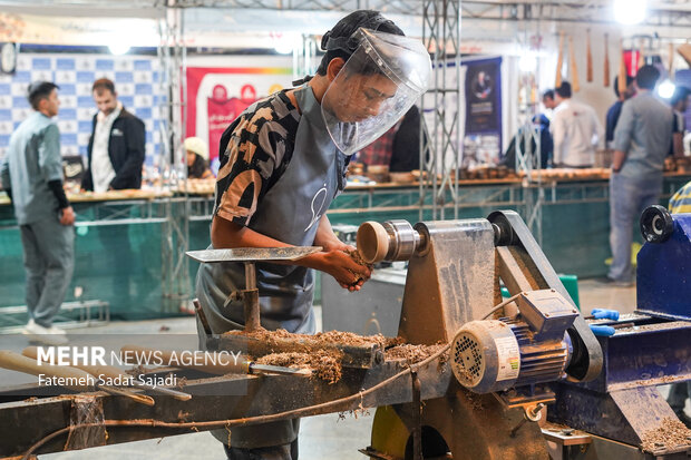 هفدهمین نمایشگاه ملی صنایع دستی استان کرمان