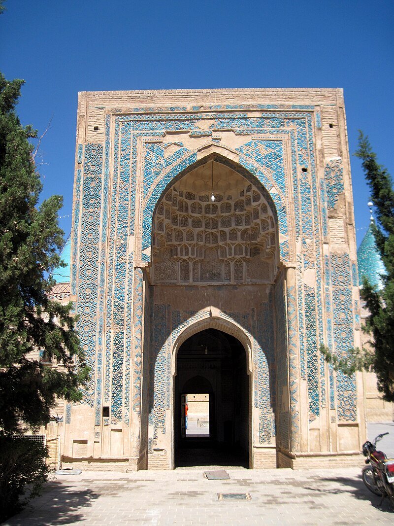 دنیا برای «بایزید بسطامی» تمام قد میایستد؛ چهره تابناک آسمان عرفان