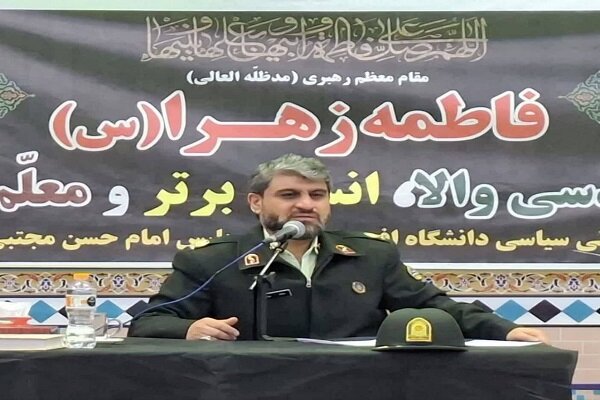 قرآن،فرمودند،علي،كلام،محترم،سخنان،كاركنان،انتظامي،مقام،تاكيد ...