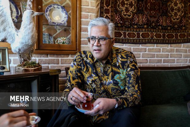 بازدید سفیر اندونزی در تهران از بازار تاریخی تبریز