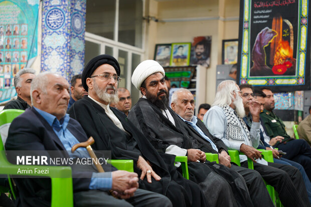 معرفی کتاب «خانوم ماه» در شیراز