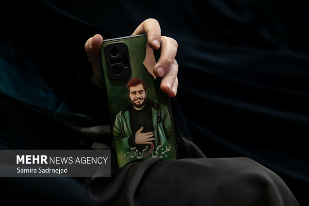 آیین رونمایی از دادنامه خانواده‌های شهدای امنیت علیه دولت تروریستی آمریکا