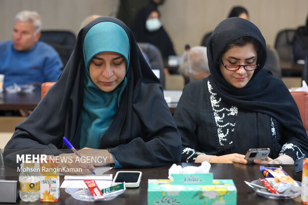 نشست خبری سی و سومین دوره هفته کتاب