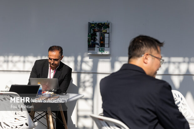 افتتاح نمایشگاه صنعت برق و انرژی‌های تجدید پذیر