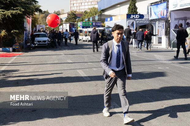 افتتاح نمایشگاه صنعت برق و انرژی‌های تجدید پذیر