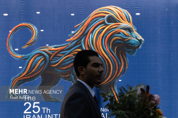 افتتاح نمایشگاه صنعت برق و انرژی‌های تجدید پذیر