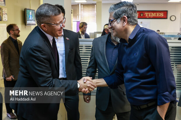 حضور سفیر ونزوئلا  در گروه رسانه‌ای مهر