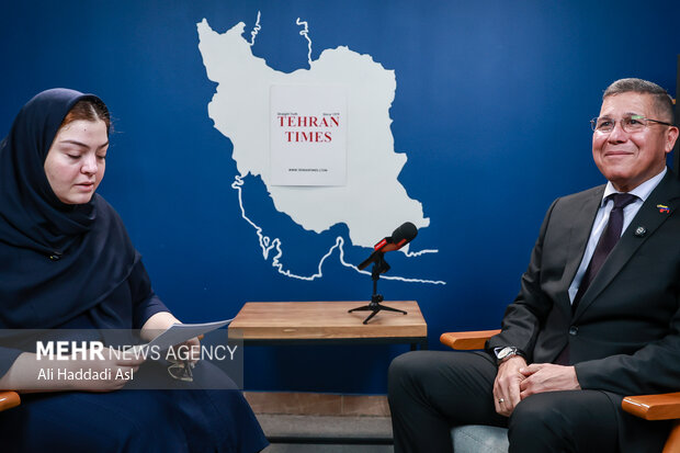 حضور سفیر ونزوئلا  در گروه رسانه‌ای مهر