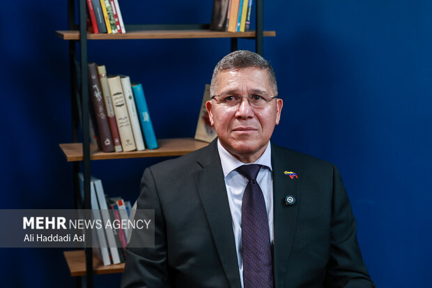 حضور سفیر ونزوئلا  در گروه رسانه‌ای مهر