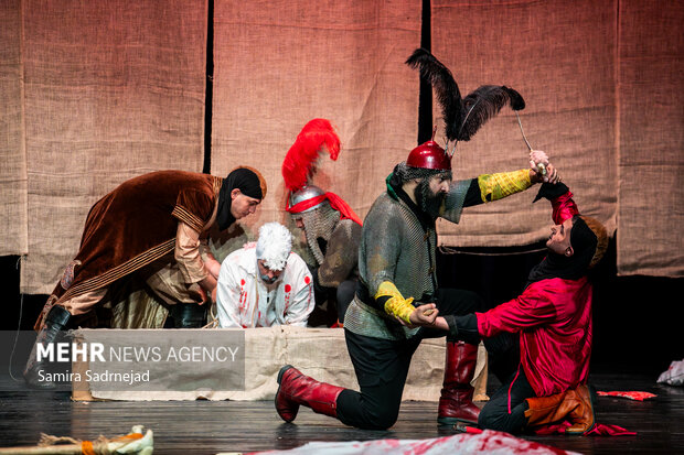 نمایش«اُپرای تن‌ها»