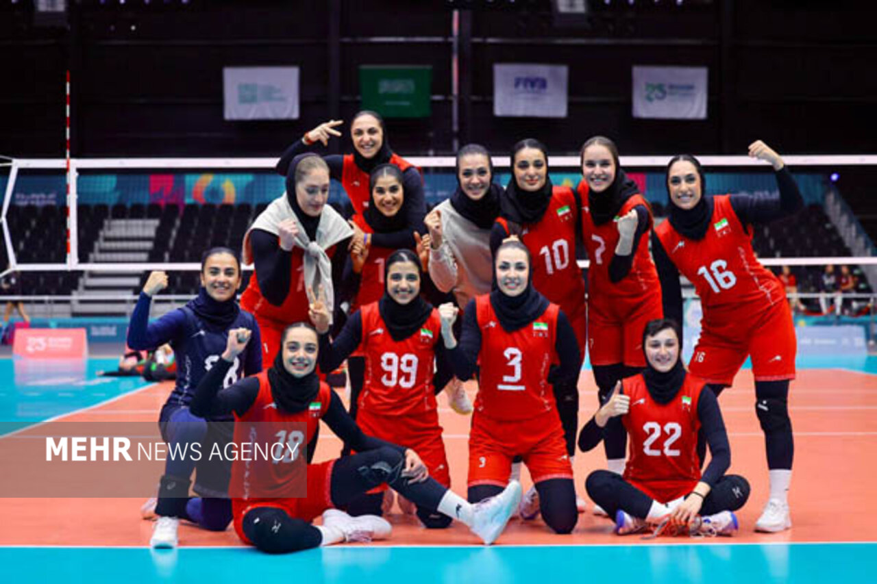 علیزاده:ملیپوشان والیبال غافلگیر شدند/ خبرهای خوبی از بانوان میشنوید