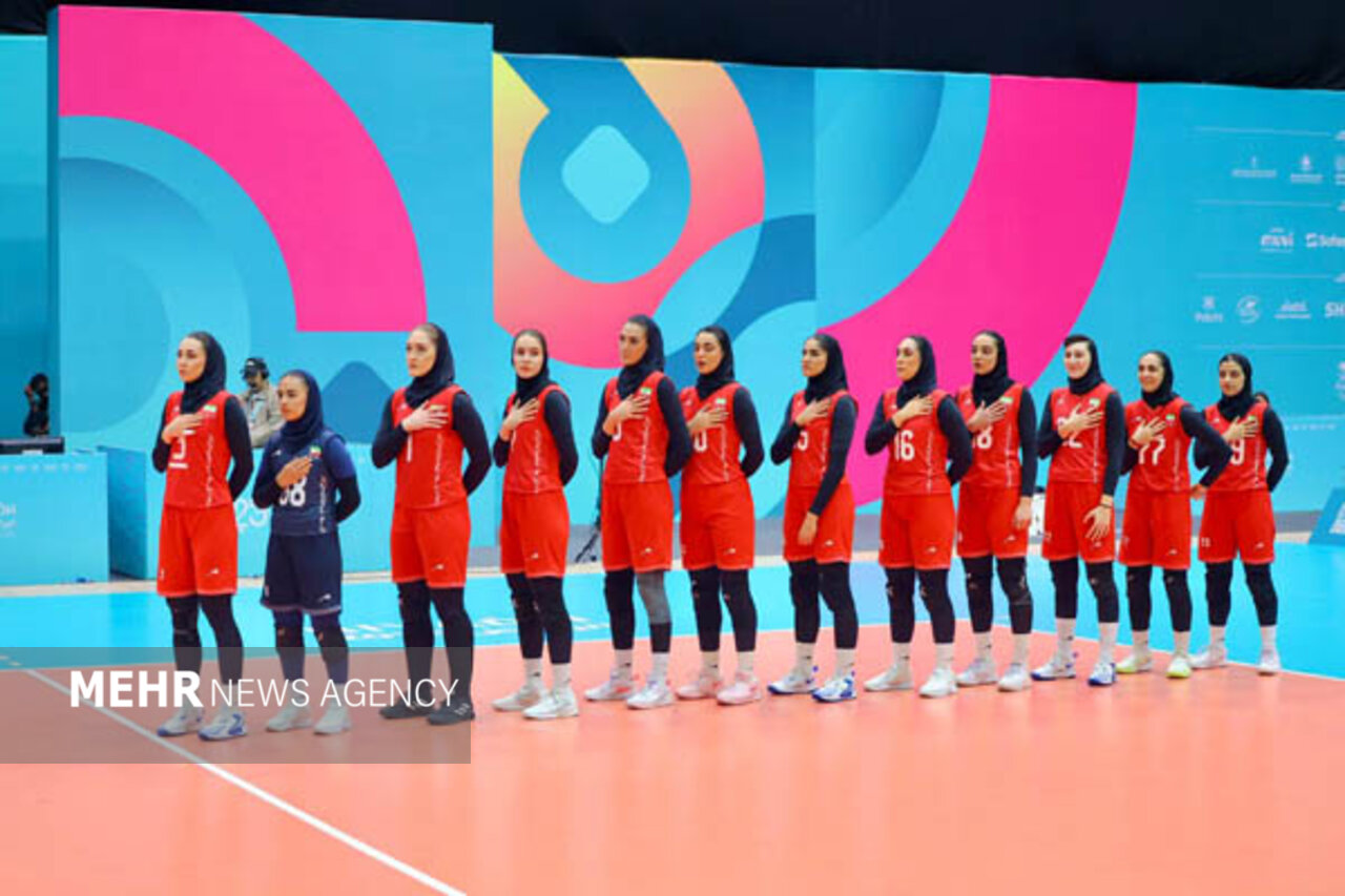 علیزاده:ملی‌پوشان والیبال غافلگیر شدند/ خبرهای خوبی از بانوان می‌شنوید