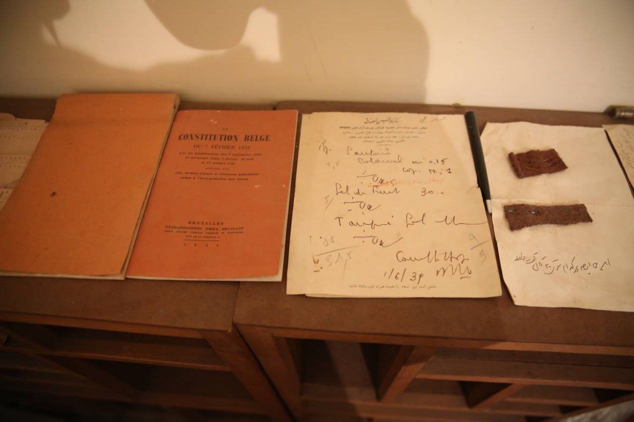 اسناد شخصی دکتر محمد مصدق به آرشیو ملی ایران سپرده شد