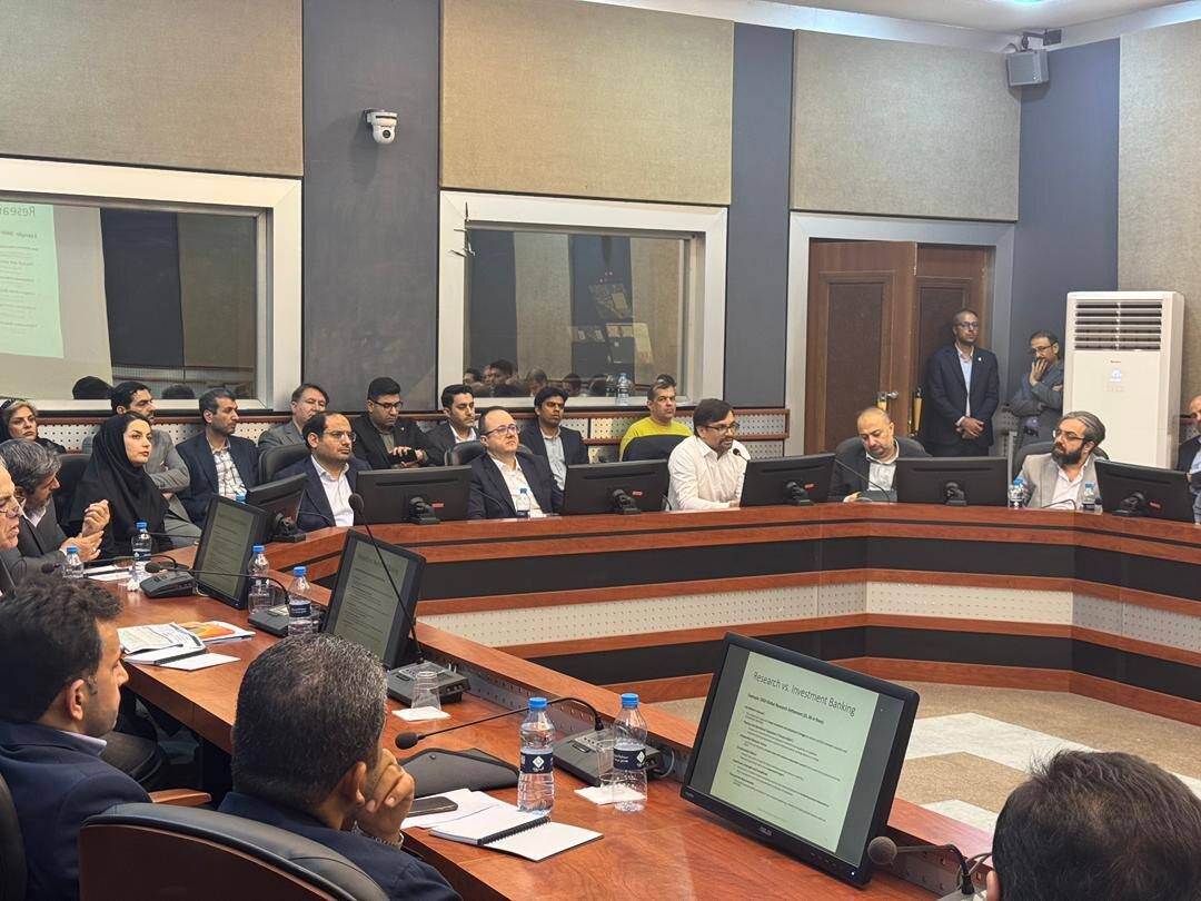 مالي،بازار،نظام،ريسك،نهادهاي،اصلاح،سرمايه،ناصرپور،كلان،مقررا ...