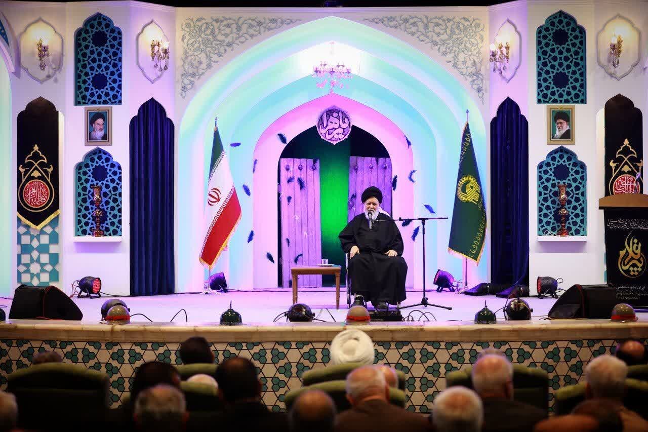 علم الهدی: پیرغلام زیباترین عنوان برای دلداده سیدالشهدا (ع) است علم الهدی: پیرغلام زیباترین عنوان برای دلداده سیدالشهدا (ع) است