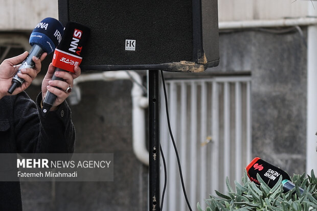 حاشیه جلسه هیئت دولت