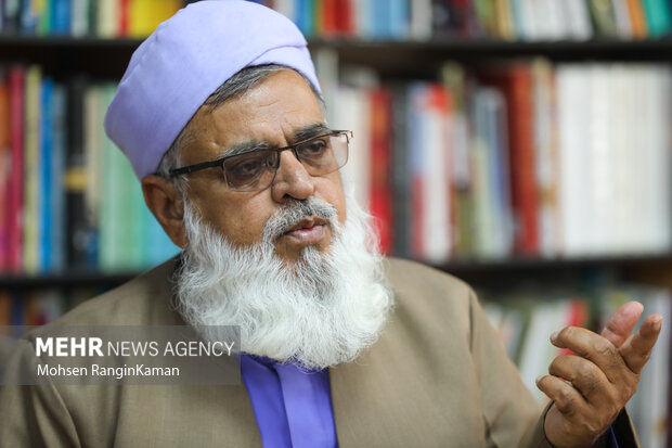 حضور امام جمعه اهل سنت خاش در گروه رسانه‌ای مهر