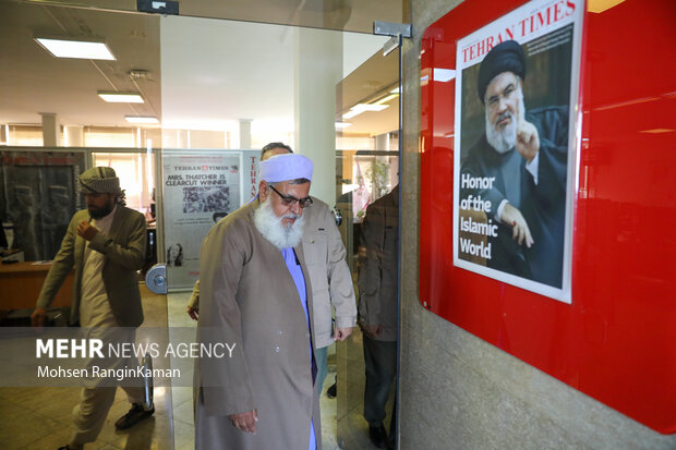 حضور امام جمعه اهل سنت خاش در گروه رسانه‌ای مهر