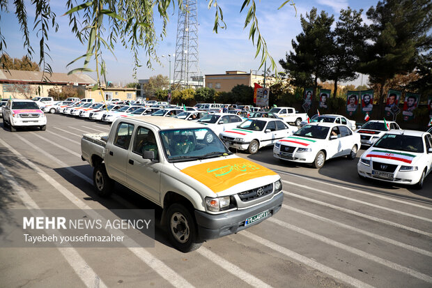رزمایش استانی سرکشی از خانواده شهدا در همدان