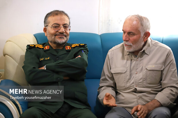 رزمایش استانی سرکشی از خانواده شهدا در همدان