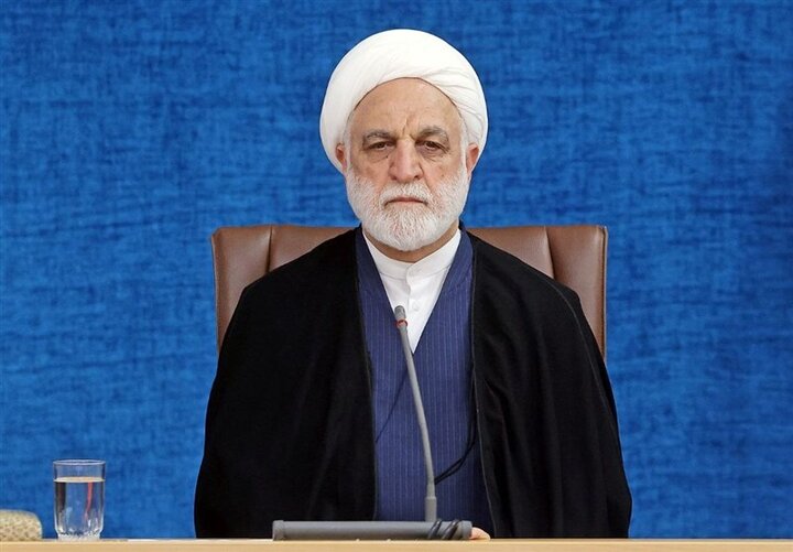 رئيس السلطة القضائية: الثورة الإسلامية ماضية إلى الأمام رغم جميع التآمرات من جبهة الاستكبار