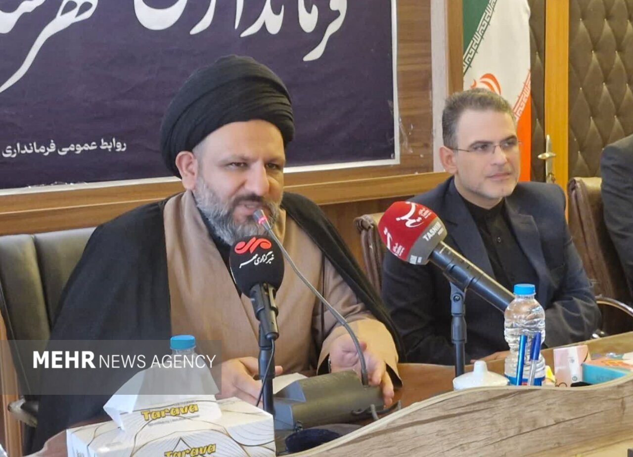 سلیمانی: مردم لاهیجان در کمک به نیازمندان پیشگام هستند سلیمانی: مردم لاهیجان در کمک به نیازمندان پیشگام هستند