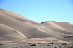 مفقودی یک خانواده در کویر سیاه آرادان؛ گمشدگان نجات یافتند