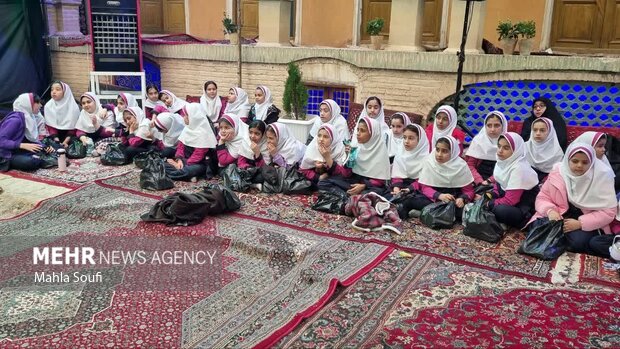 برگزاری آیین عزاداری سنتی و مذهبی سمنوپزان خیمه مادری ۲