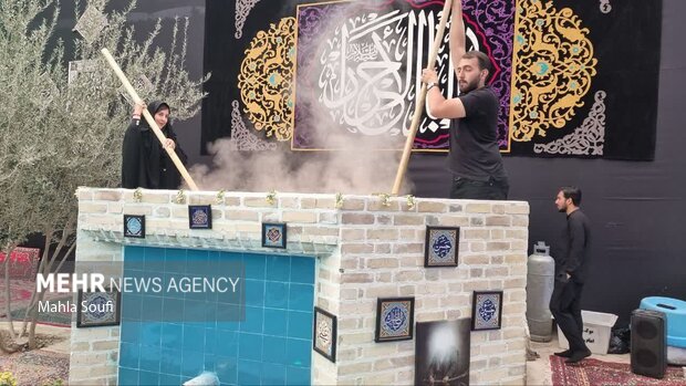 برگزاری آیین عزاداری سنتی و مذهبی سمنوپزان خیمه مادری ۲