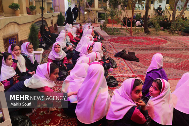 برگزاری آیین عزاداری سنتی و مذهبی سمنوپزان خیمه مادری ۲