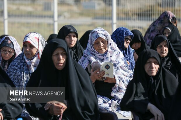 اقامه نماز باران در مسهد