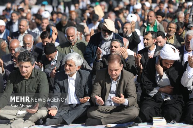 اقامه نماز باران در مسهد