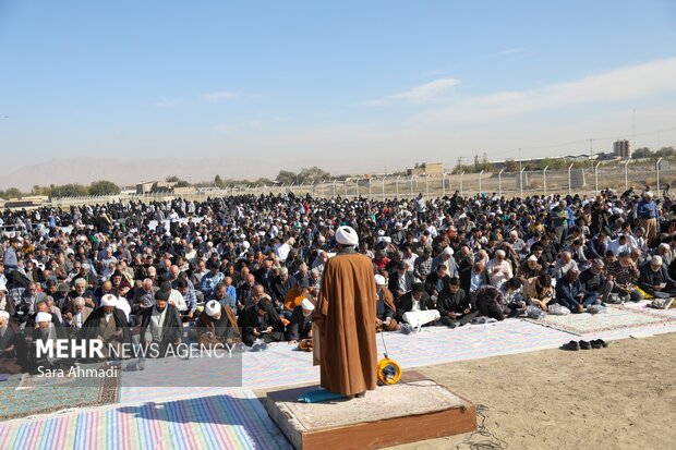 اقامه نماز باران در مسهد