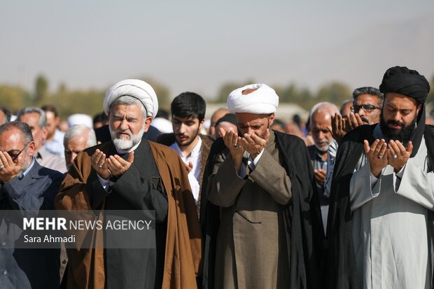 اقامه نماز باران در مسهد