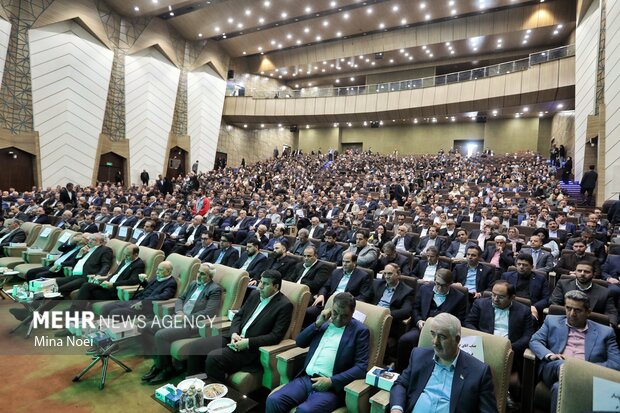 بیست و نهمین همایش ملی توسعه صادرات غیر نفتی در تبریز