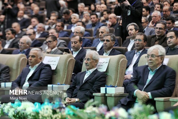 بیست و نهمین همایش ملی توسعه صادرات غیر نفتی در تبریز